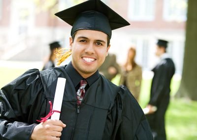 Solicitar el Alivio de la Deuda de Préstamos Federales para Estudiantes