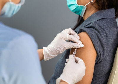 Encuentre Vacunas Contra el COVID‑19 Cerca de Usted